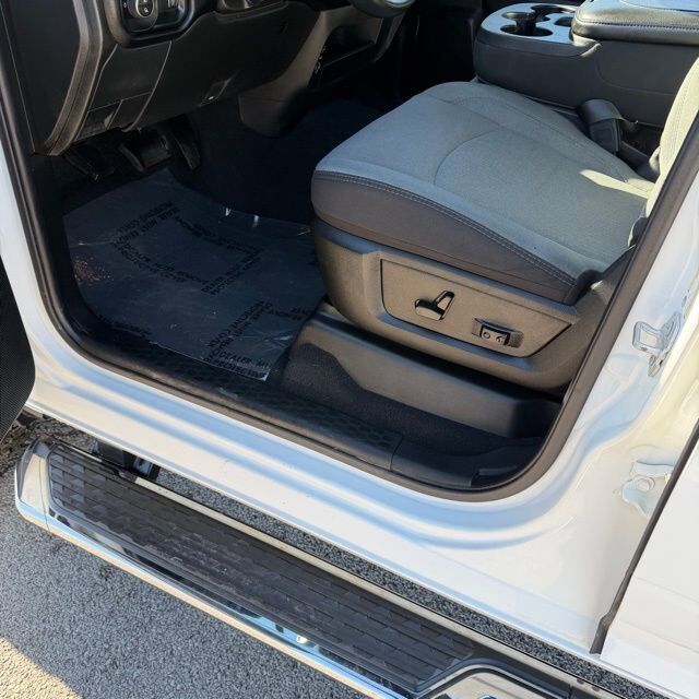 2024 Ram 2500 Big Horn Crew Cab 4x4 8' Box Carbondale IL