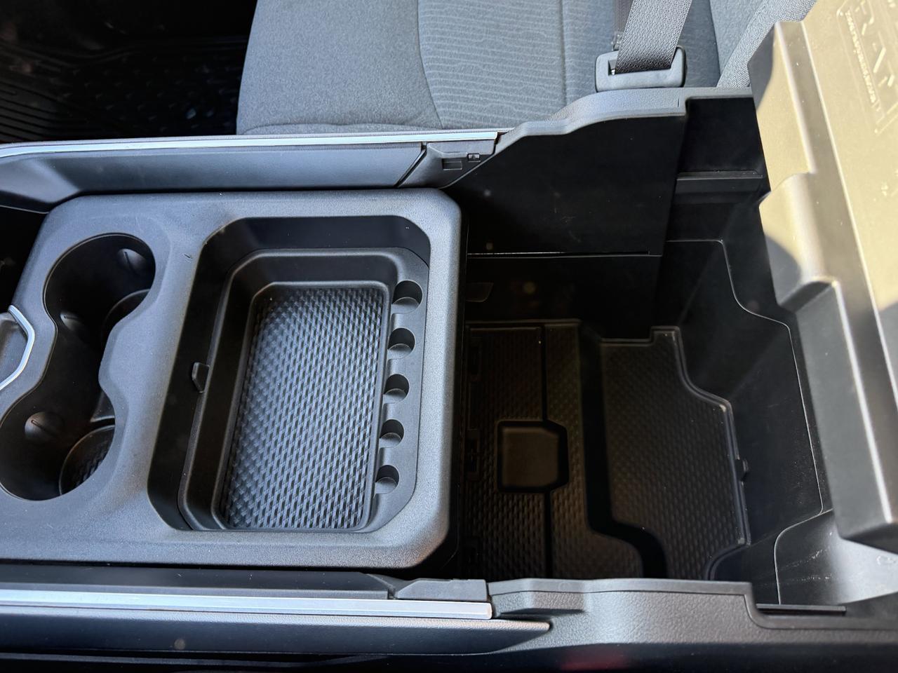 2024 Ram 2500 Big Horn Crew Cab Night Edition 4X4 | 6.4L Hemi | Heated Seats | Alpine | Remote Start | Nav Redwater AB