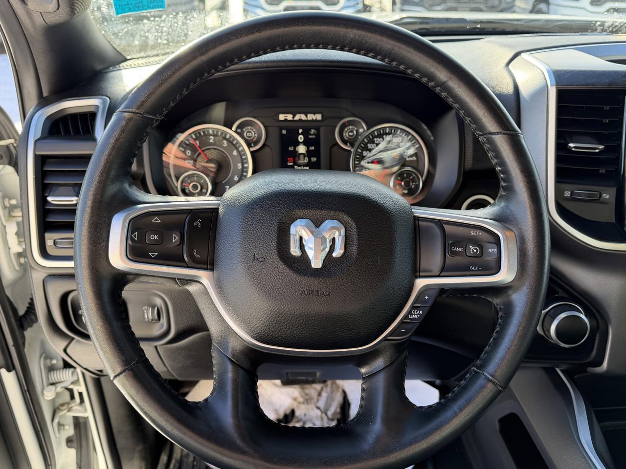 2024 Ram 2500 Big Horn Crew Cab Night Edition 4X4 | 6.4L Hemi | Heated Seats | Alpine | Remote Start | Nav Redwater AB