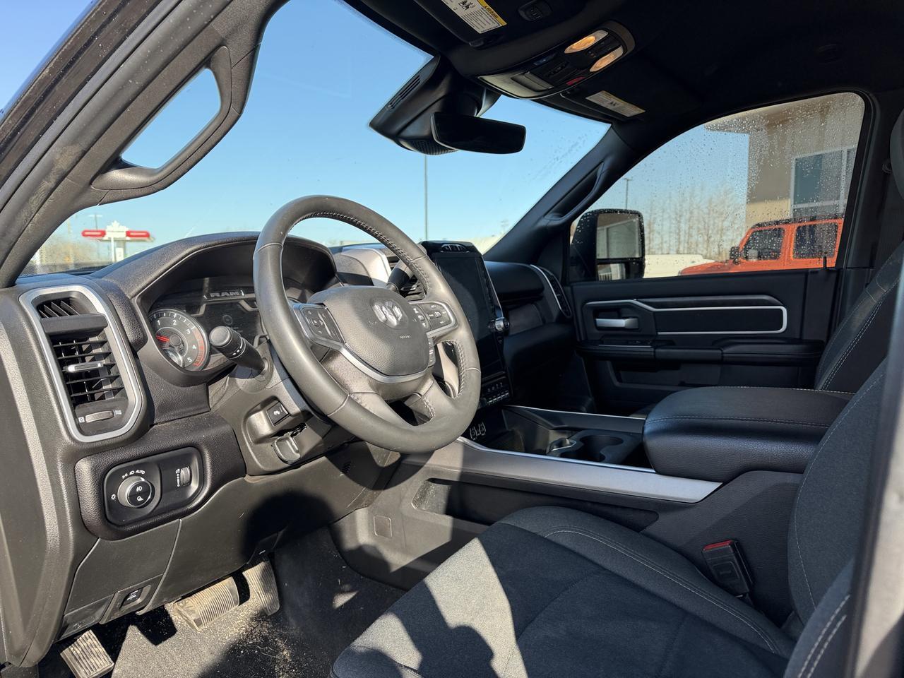 2024 Ram 2500 Big Horn Night Edition | HEMI V8 | 4x4 Crew Cab | NAV | Heated Seats | Alpine Audio | 20IN Wheels Redwater AB