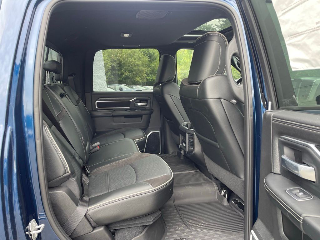 2024 Ram 2500 LARAMIE CREW CAB 4X4 6'4 BOX Orange MA
