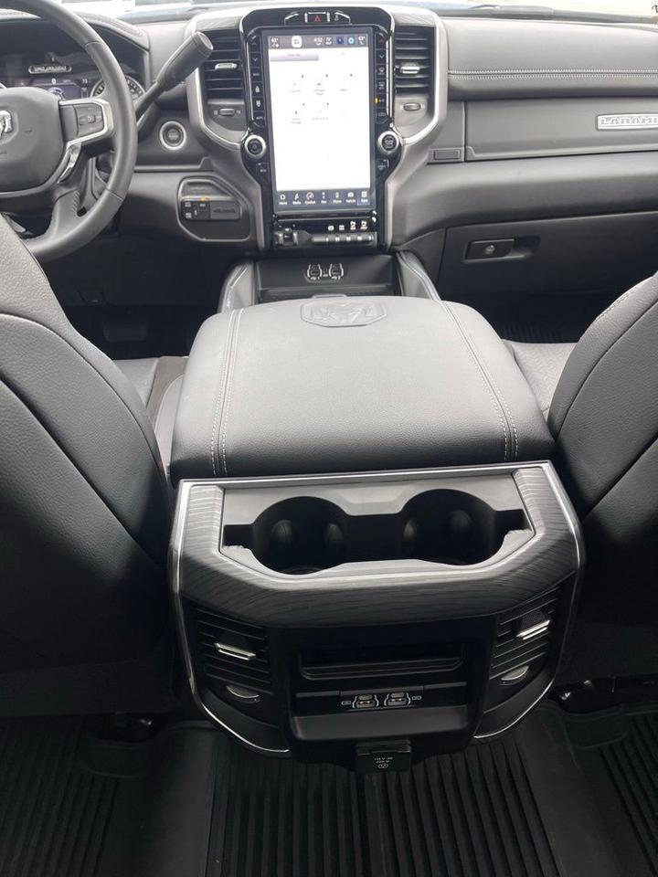 2024 Ram 2500 LARAMIE CREW CAB 4X4 6'4 BOX Orange MA