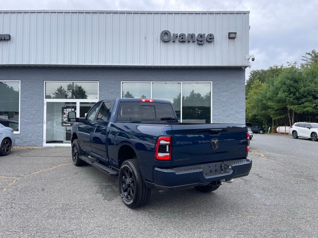 2024 Ram 2500 LARAMIE CREW CAB 4X4 6'4 BOX Orange MA