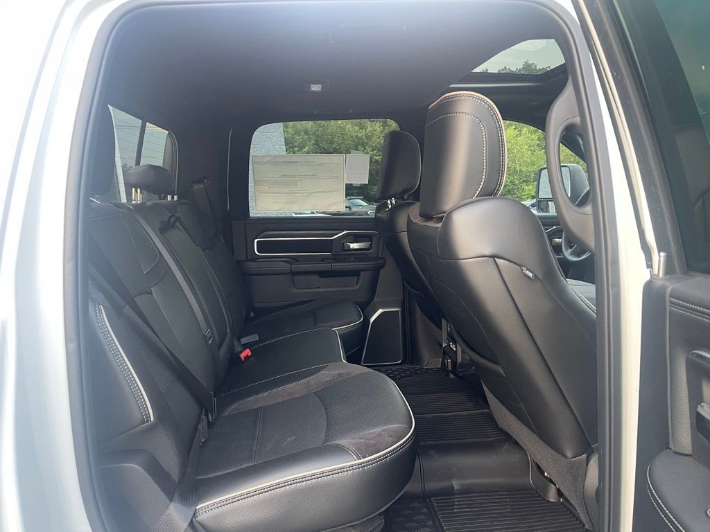 2024 Ram 2500 LARAMIE CREW CAB 4X4 6'4 BOX Orange MA