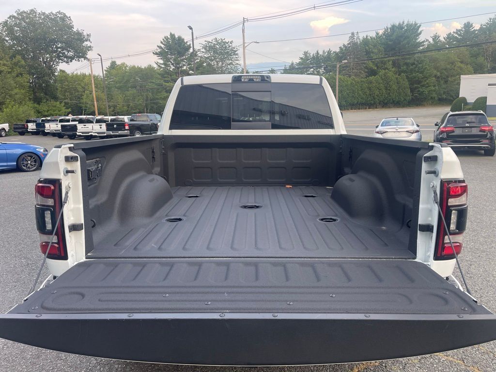 2024 Ram 2500 LARAMIE CREW CAB 4X4 6'4 BOX Orange MA
