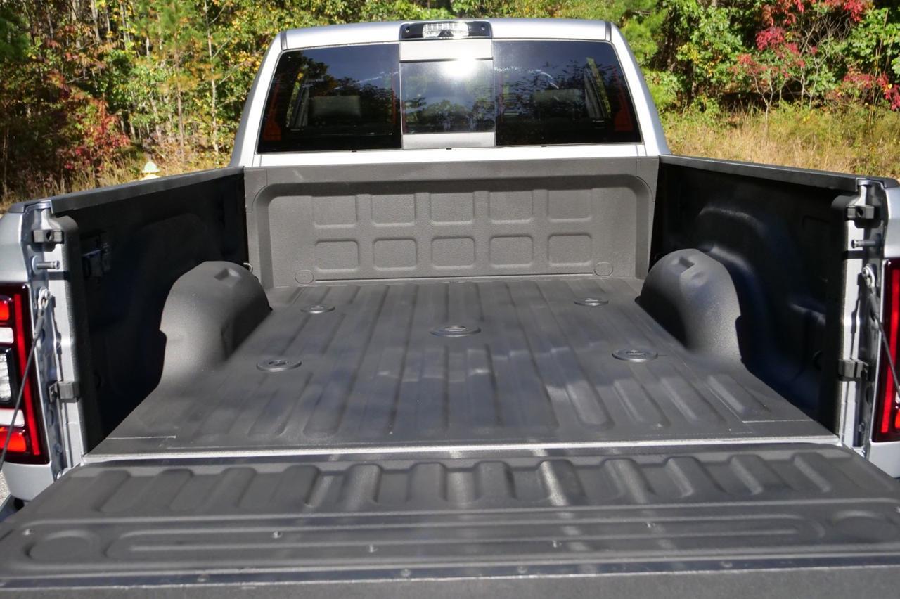 2024 Ram 2500 Laramie 4X4 / Night Edition / MEGA CAB / Turbo Diesel! Lincolnton NC