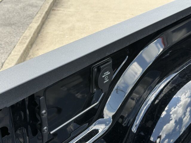 2024 Ram 2500 Laramie Crestwood KY