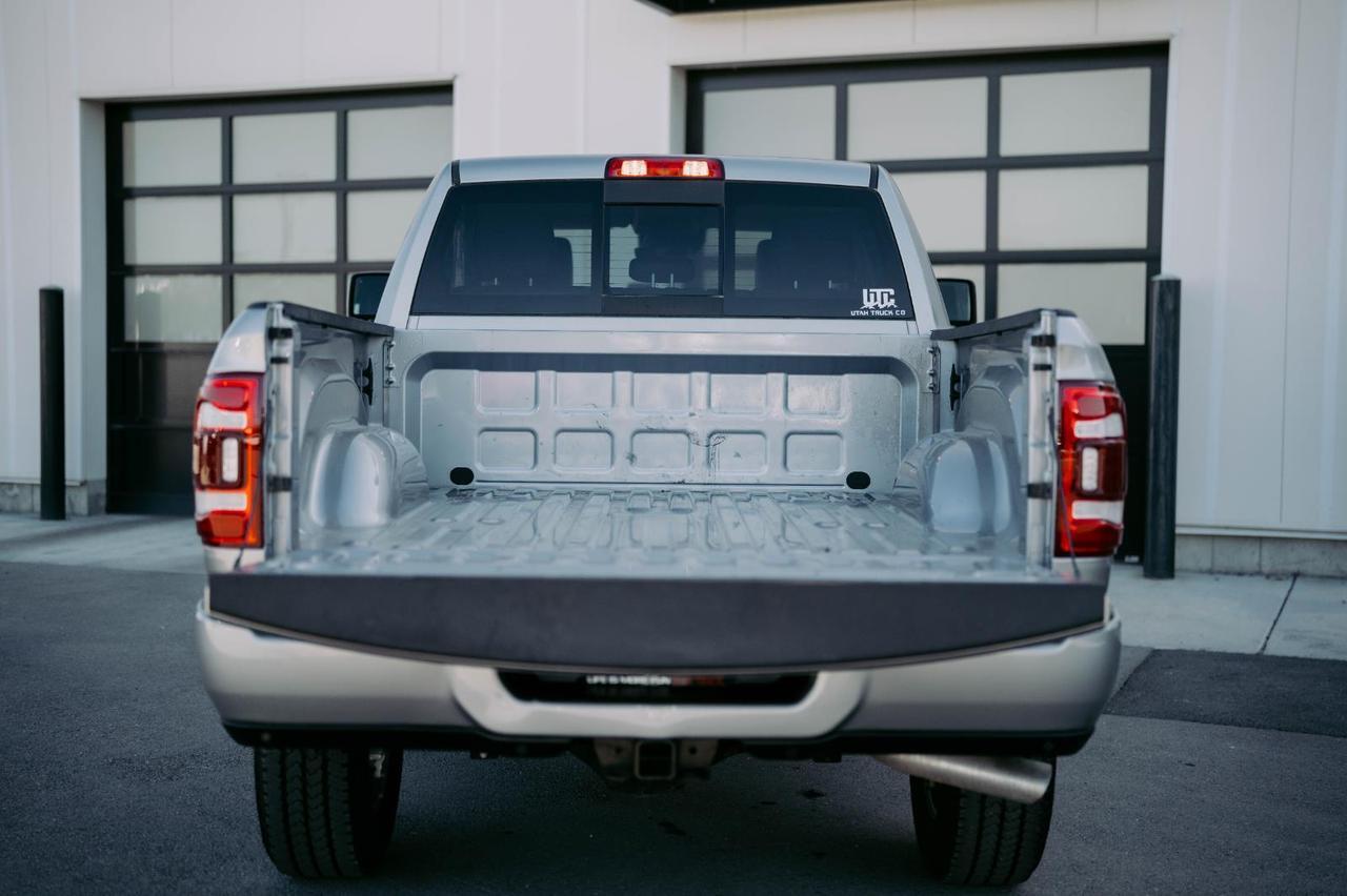2024 Ram 2500 Laramie photo 11