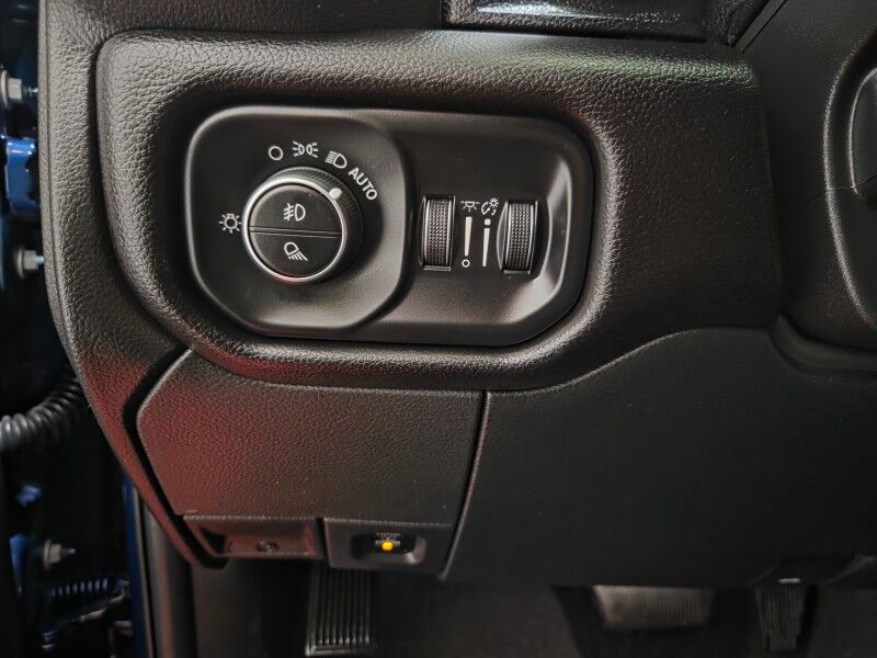 2024 Ram 2500 Laramie Mega Cab 6.7L Diesel 12in GPS Camera Gooseneck FREE WARRANTY Arlington TX