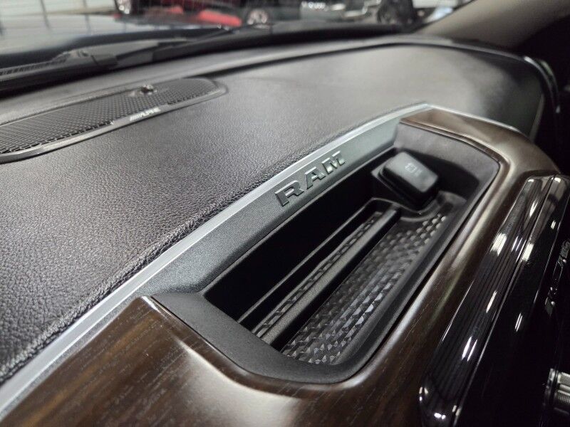 2024 Ram 2500 Laramie Mega Cab 6.7L Diesel 12in GPS Camera Gooseneck FREE WARRANTY Arlington TX