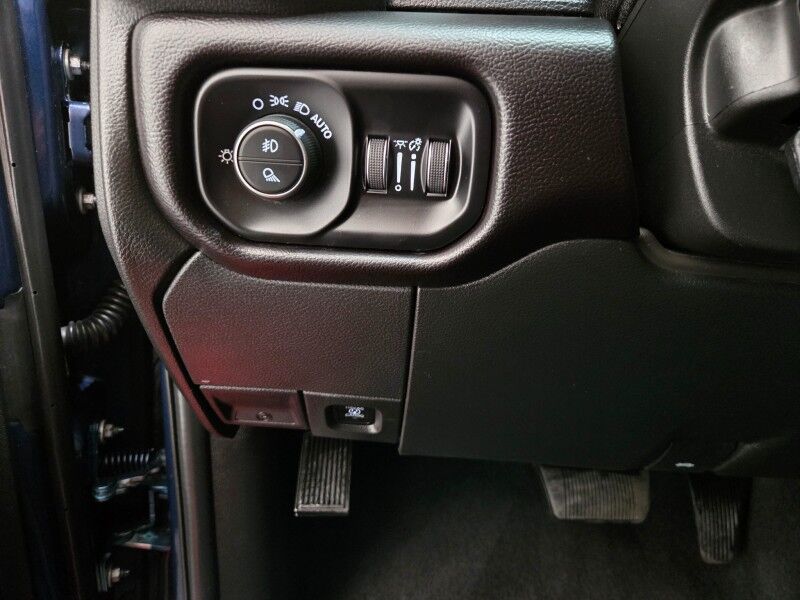 2024 Ram 2500 Laramie Night Edition 6.7L Diesel 12in Screen GPS Camera NEW TIRES FREE WARRANTY Arlington TX