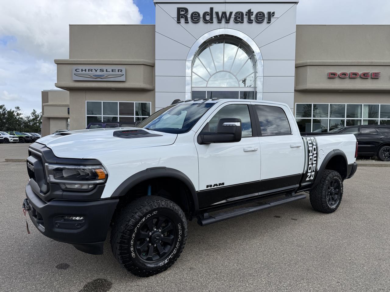 2024 Ram 2500 Power Wagon Crew Cab 4x4 | Low KMs | HEMI V8 | NAV | 12IN Display | Alpine Audio | Heated Seats