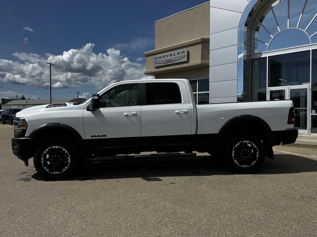 2024 Ram 2500 Rebel Crew Cab 4x4 | Low KMs | HEMI V8 | Towing | Leather | Heated Vented Seats | Sport Hood | NAV Redwater AB
