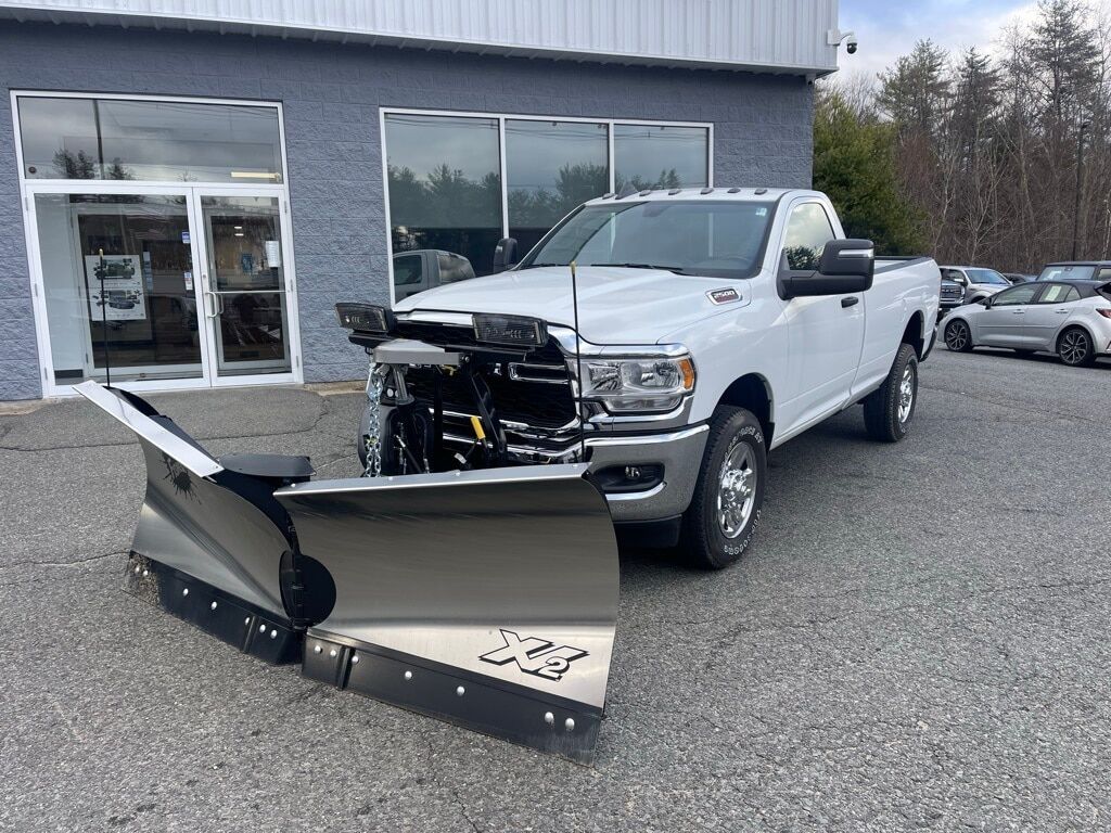 2024 Ram 2500 TRADESMAN REGULAR CAB 4X4 8&#39; BOX Orange MA