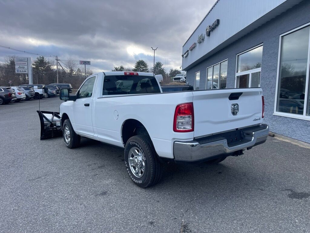 2024 Ram 2500 TRADESMAN REGULAR CAB 4X4 8&#39; BOX Orange MA