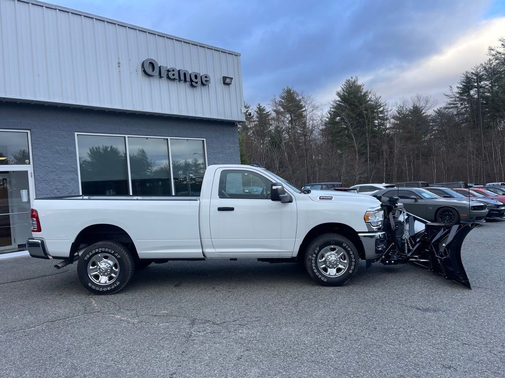 2024 Ram 2500 TRADESMAN REGULAR CAB 4X4 8' BOX Orange MA