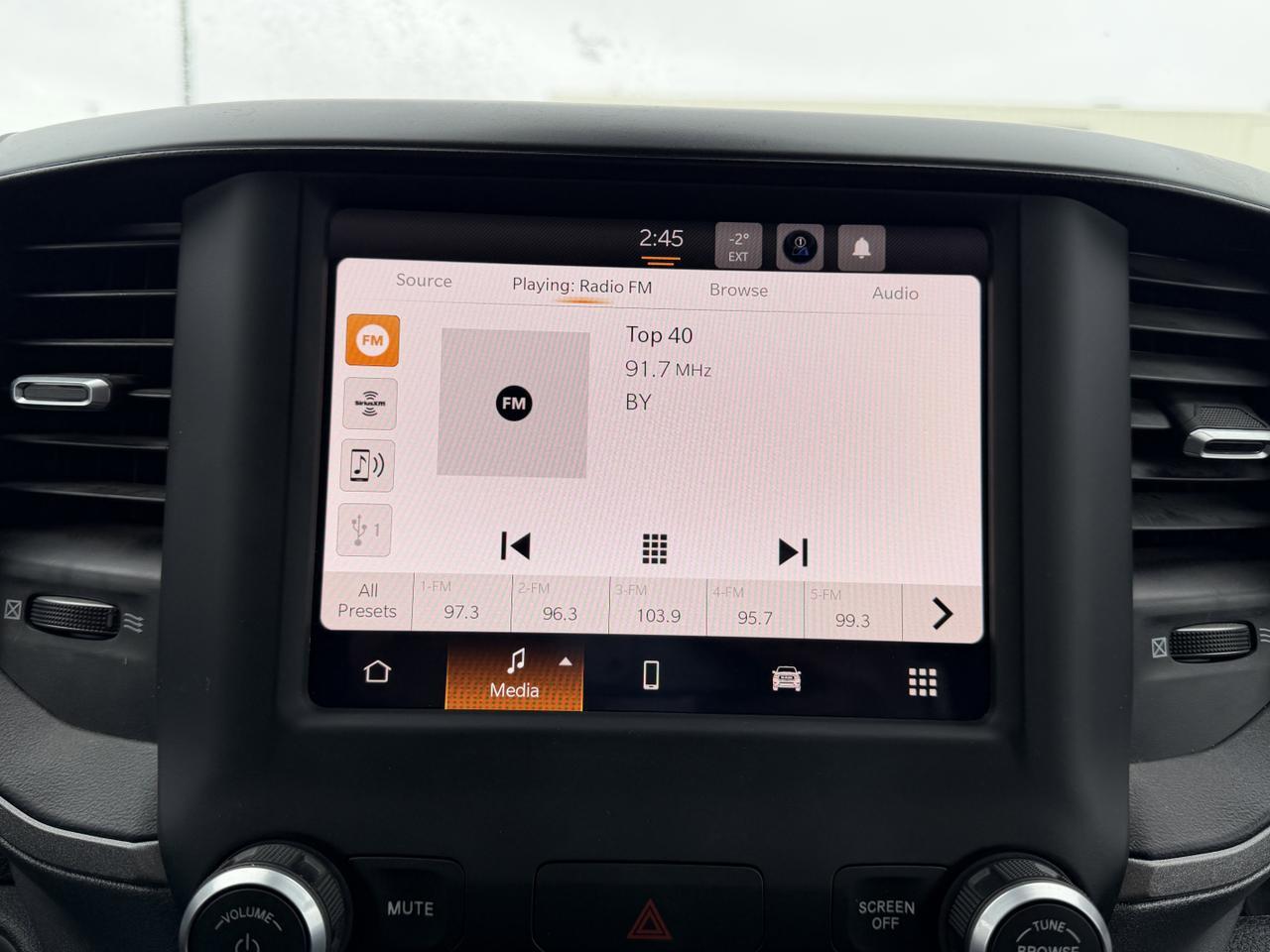 2024 Ram 2500 Tradesman Crew Cab 4x4 | Low KMs | HEMI V8 | Front Bench | Backup Camera Redwater AB