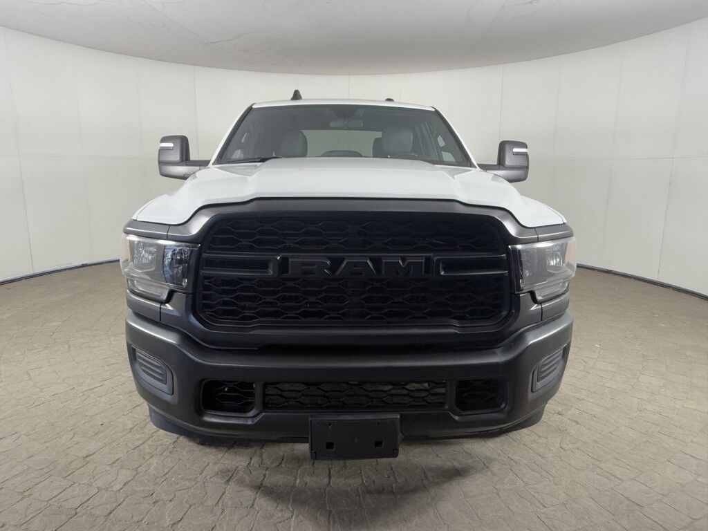 2024 Ram 2500 Tradesman Crew Cab 4x4 6.4L Hemi Maumee OH