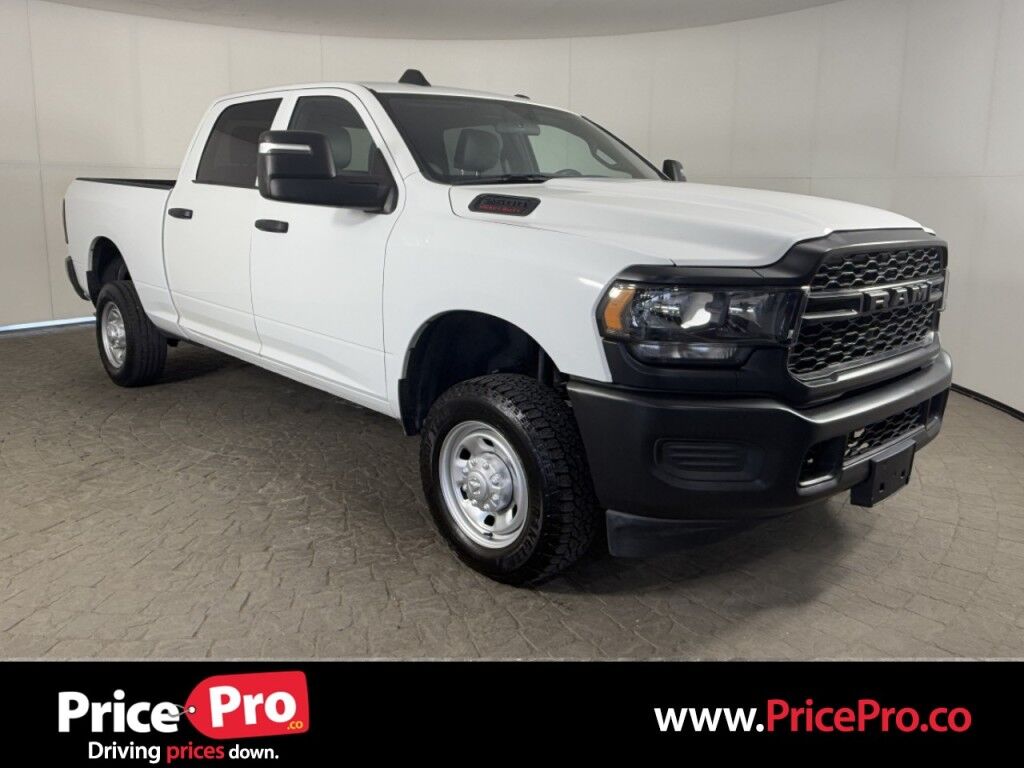 2024 Ram 2500 Tradesman Crew Cab 4x4 6.4L Hemi Maumee OH
