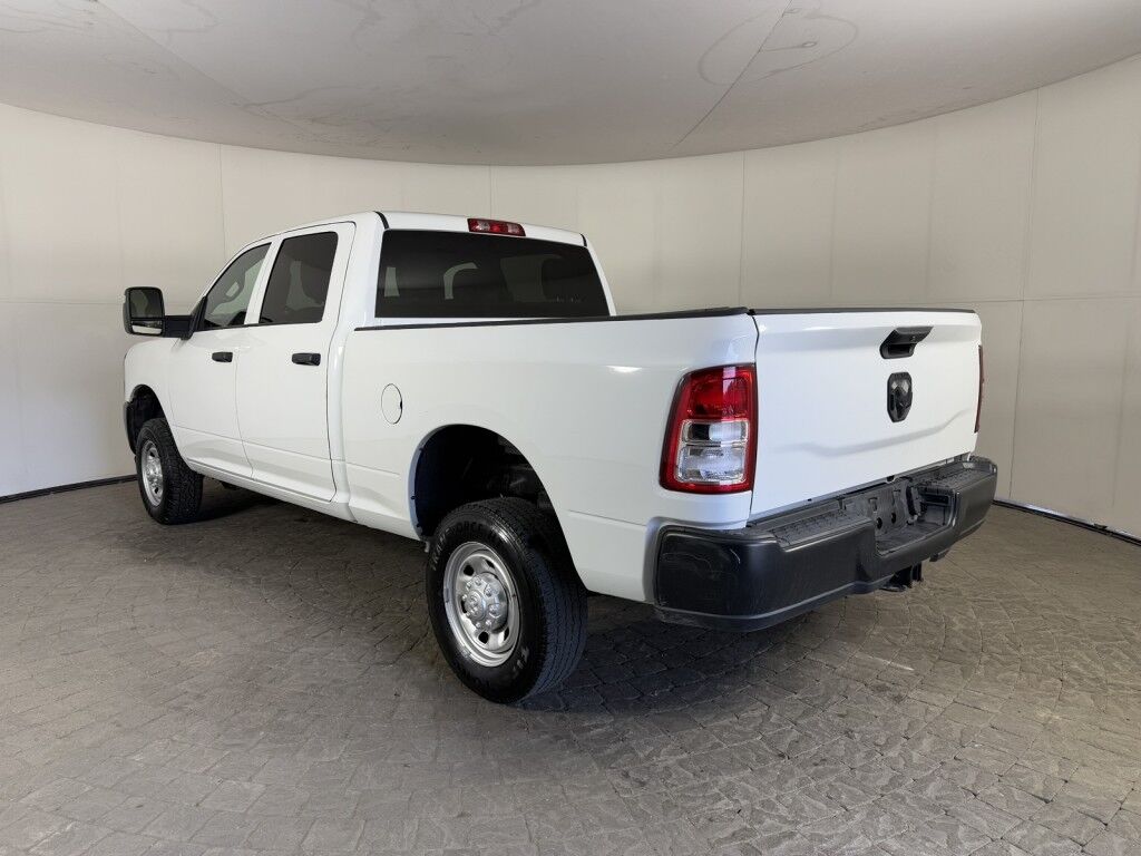 2024 Ram 2500 Tradesman Crew Cab 4x4 6.4L Hemi Maumee OH