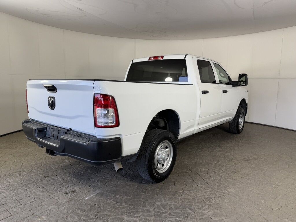 2024 Ram 2500 Tradesman Crew Cab 4x4 6.4L Hemi Maumee OH