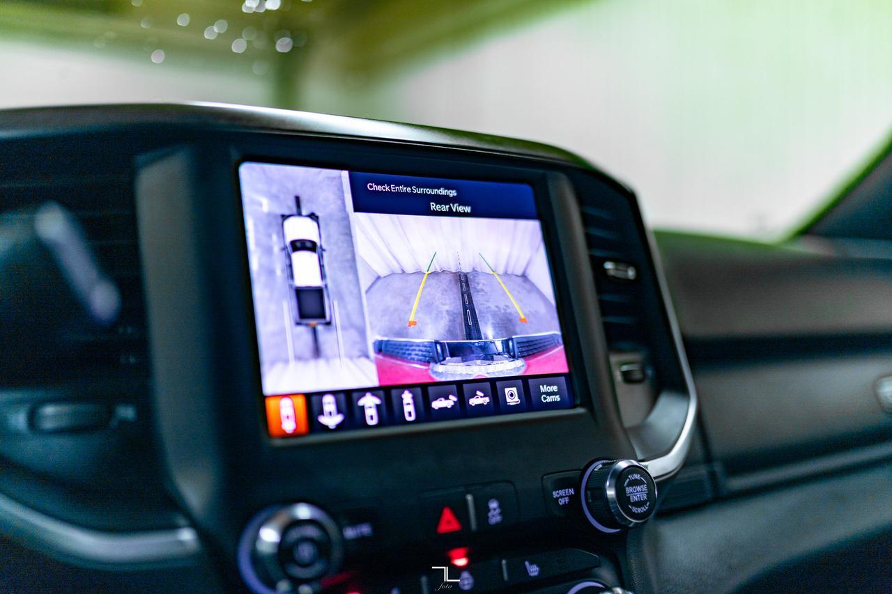 2024 Ram 3500 4x4 Crew Cab Big Horn Diesel AISIN BCam Red Deer AB