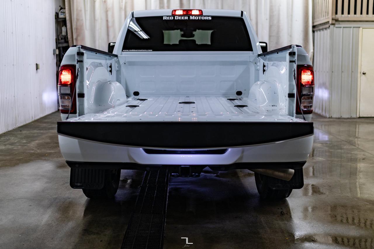 2024 Ram 3500 4x4 Crew Cab Big Horn Diesel AISIN Nav BCam Red Deer AB