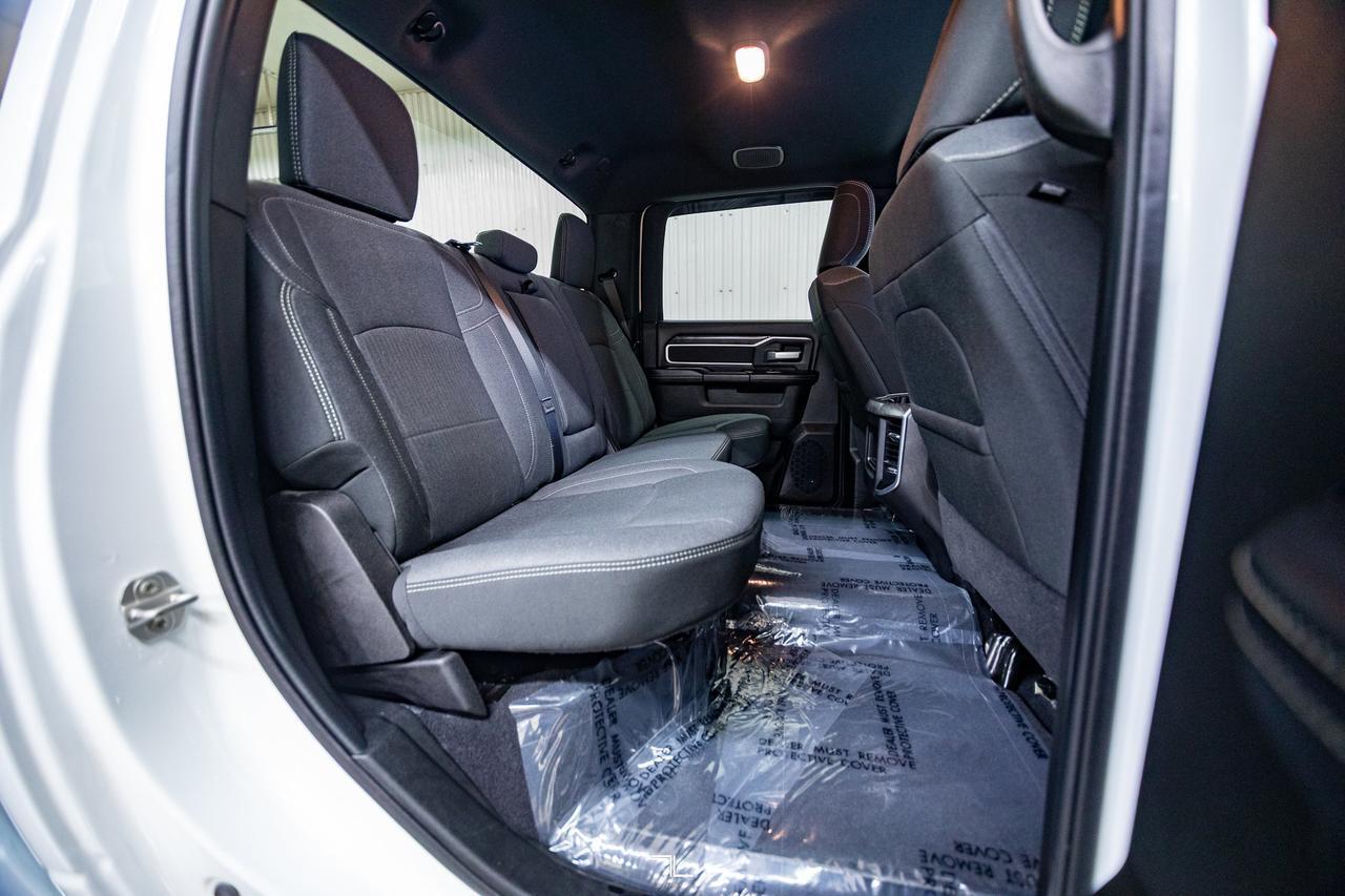 2024 Ram 3500 4x4 Crew Cab Big Horn Diesel AISIN Nav BCam Red Deer AB