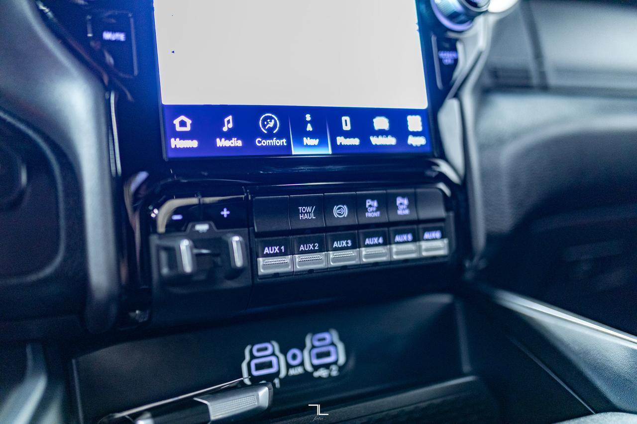 2024 Ram 3500 4x4 Crew Cab Big Horn Diesel AISIN Nav BCam Red Deer AB