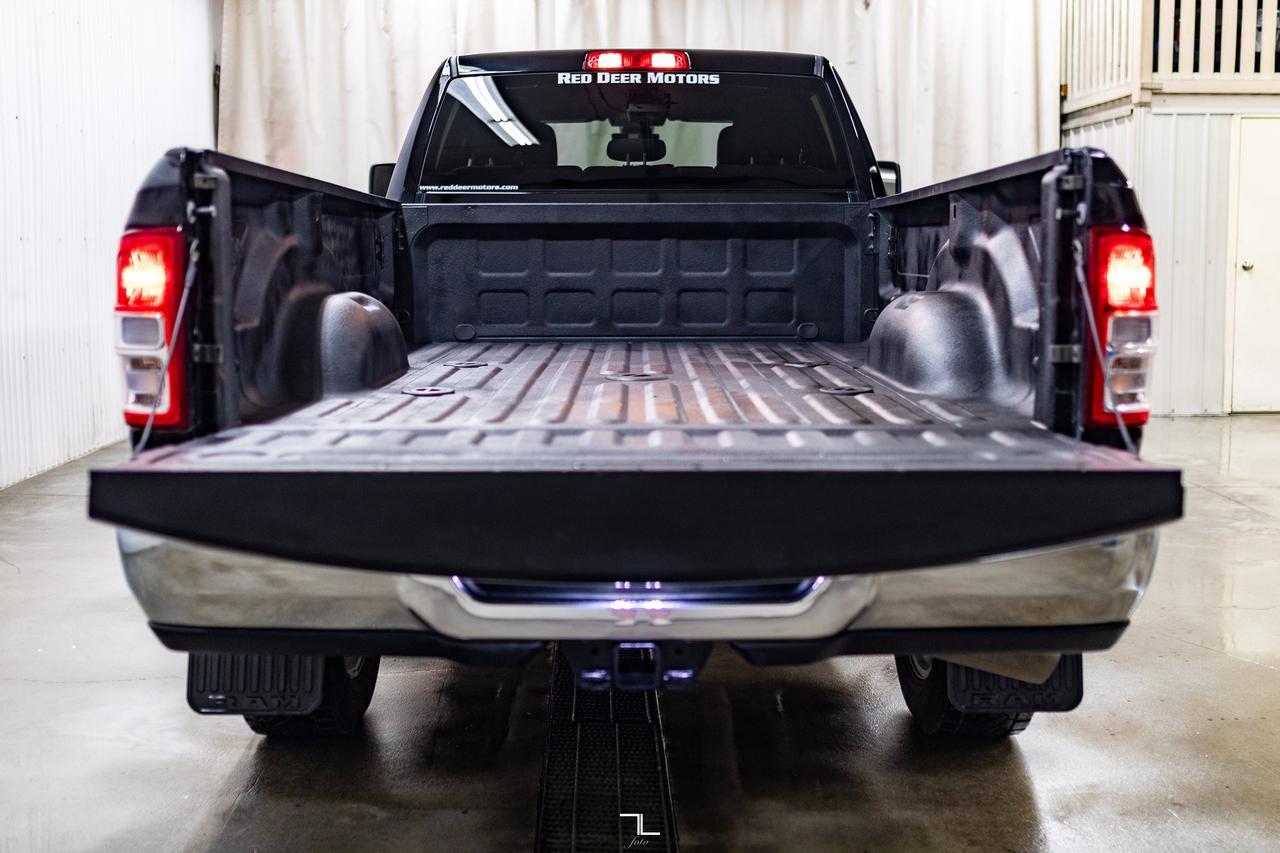 2024 Ram 3500 4x4 Crew Cab Big Horn Diesel Longbox Nav BCam Red Deer AB