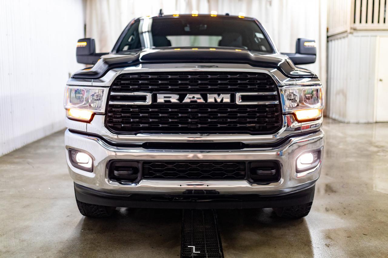2024 Ram 3500 4x4 Crew Cab Big Horn Diesel Longbox Nav BCam Red Deer AB