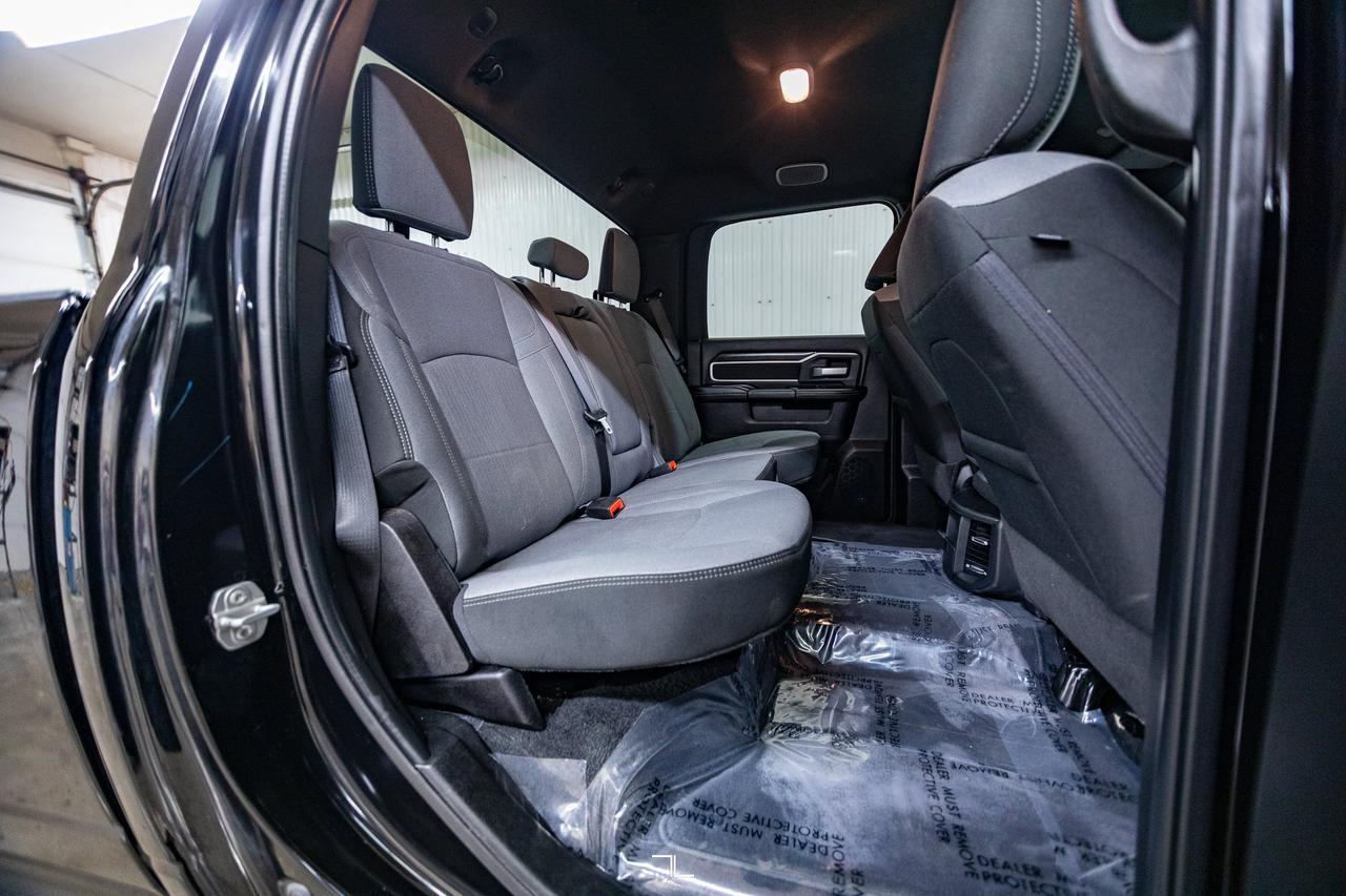 2024 Ram 3500 4x4 Crew Cab Big Horn Diesel Longbox Nav BCam Red Deer AB