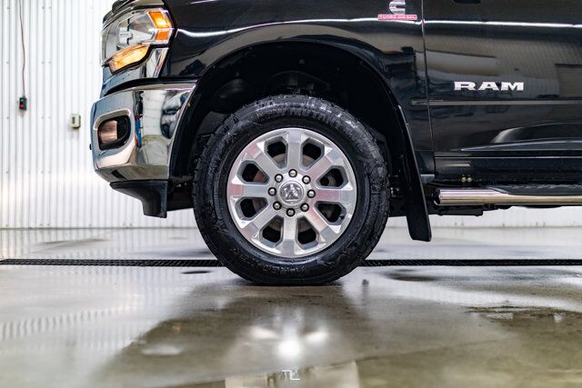 2024 Ram 3500 4x4 Crew Cab Big Horn Diesel Longbox Nav BCam Red Deer AB