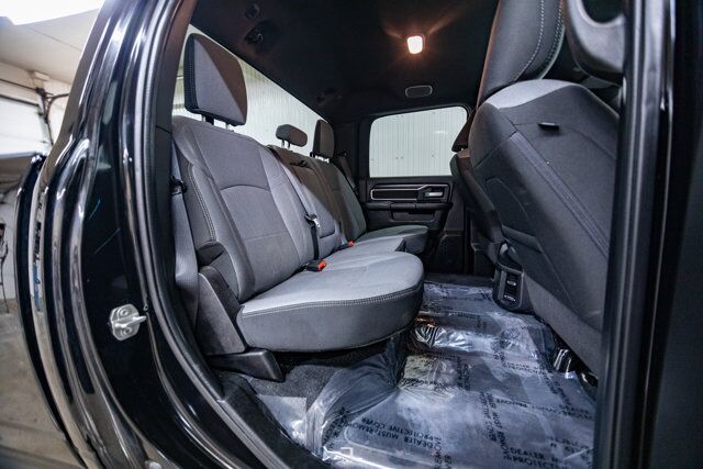 2024 Ram 3500 4x4 Crew Cab Big Horn Diesel Longbox Nav BCam Red Deer AB