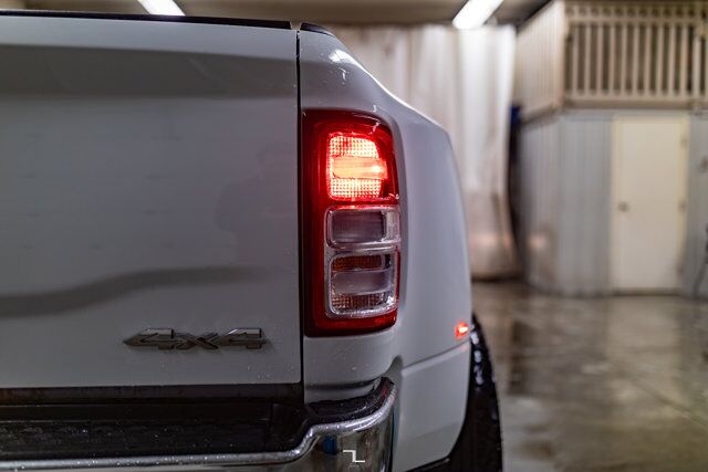 2024 Ram 3500 4x4 Crew Cab Big Horn Dually Diesel Nav BCam Red Deer AB