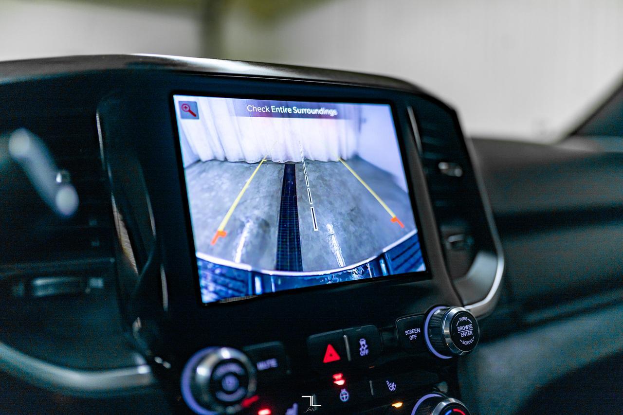 2024 Ram 3500 4x4 Crew Cab Big Horn Dually Diesel Nav BCam Red Deer AB