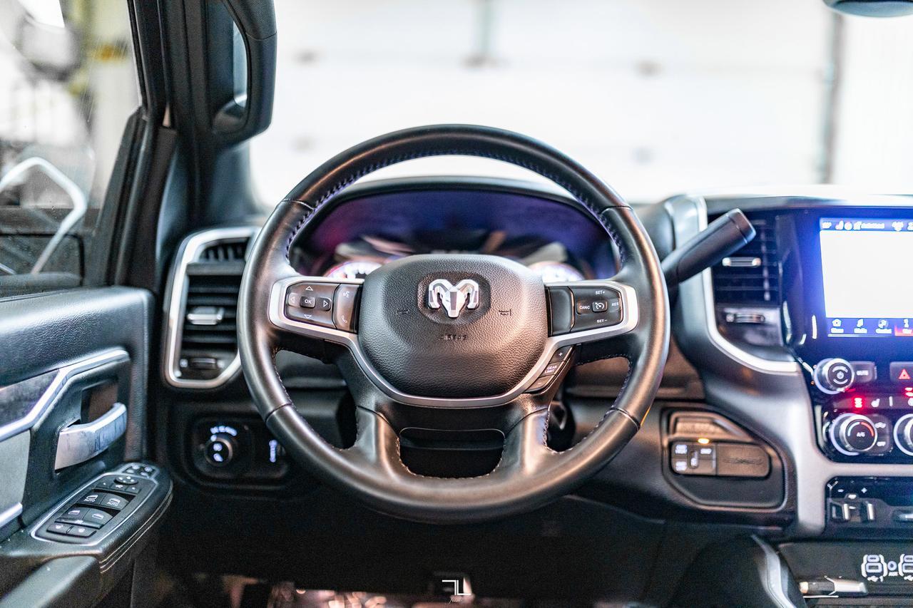 2024 Ram 3500 4x4 Crew Cab Big Horn Dually Diesel Nav BCam Red Deer AB