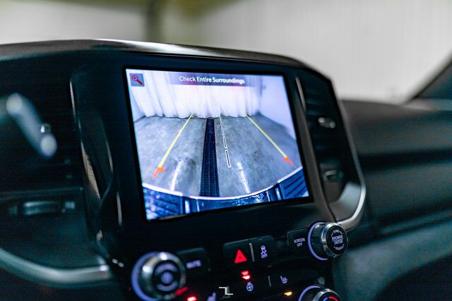 2024 Ram 3500 4x4 Crew Cab Big Horn Dually Diesel Nav BCam Red Deer AB