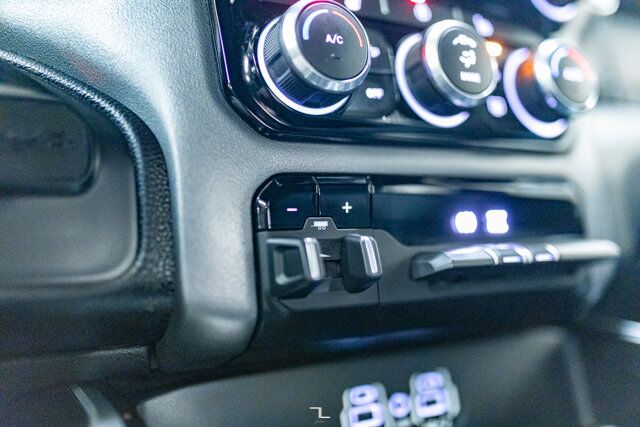 2024 Ram 3500 4x4 Crew Cab Big Horn Dually Diesel Nav BCam Red Deer AB