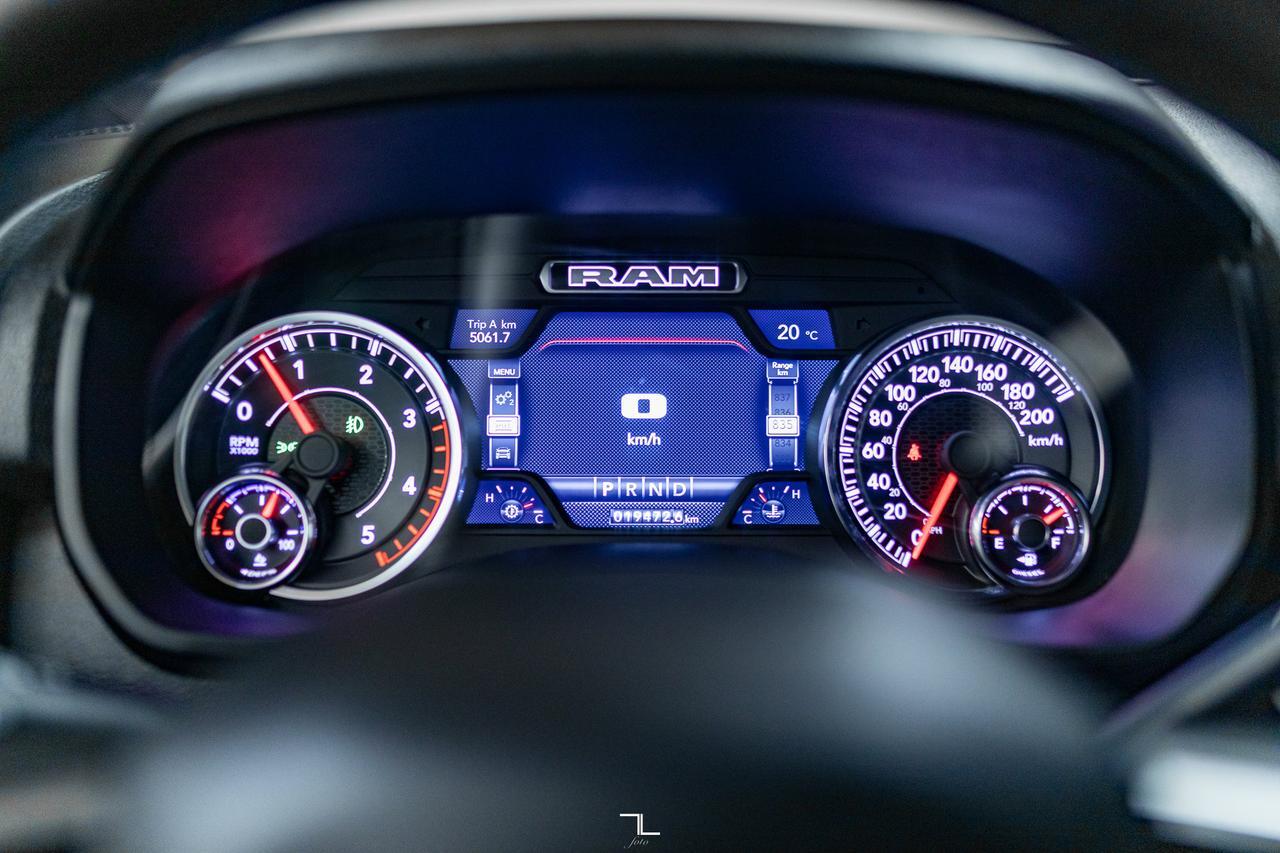 2024 Ram 3500 4x4 Crew Cab Big Horn Dually Diesel Nav BCam Red Deer AB