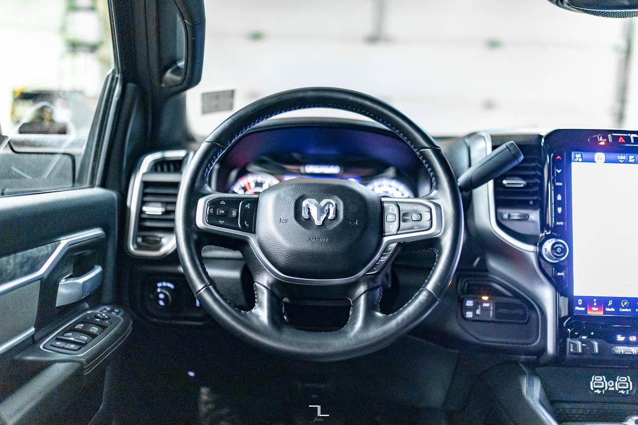 2024 Ram 3500 4x4 Crew Cab Big Horn Dually Diesel Nav BCam Red Deer AB