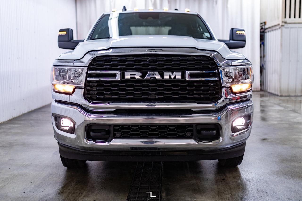 2024 Ram 3500 4x4 Crew Cab Big Horn Dually HEMI BCam Red Deer AB
