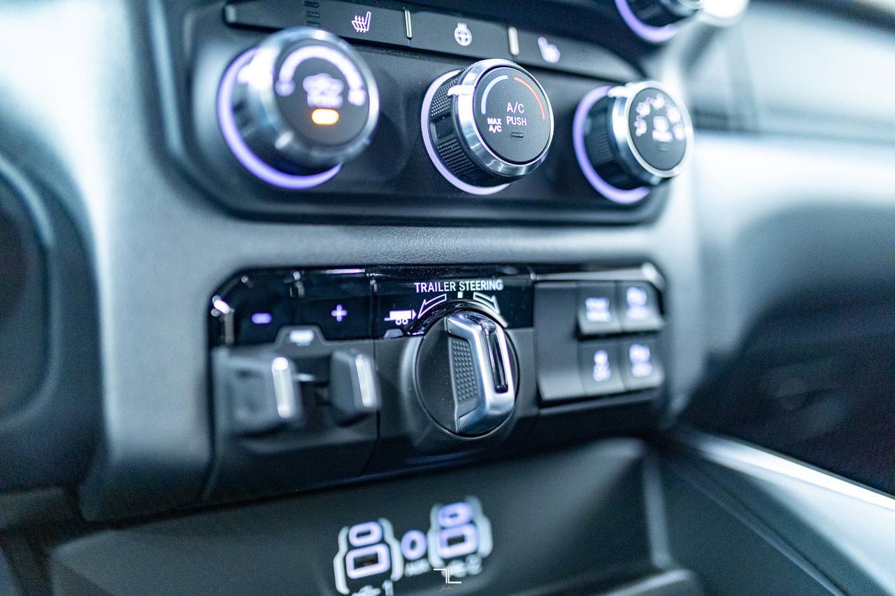 2024 Ram 3500 4x4 Crew Cab Big Horn Dually HEMI BCam Red Deer AB