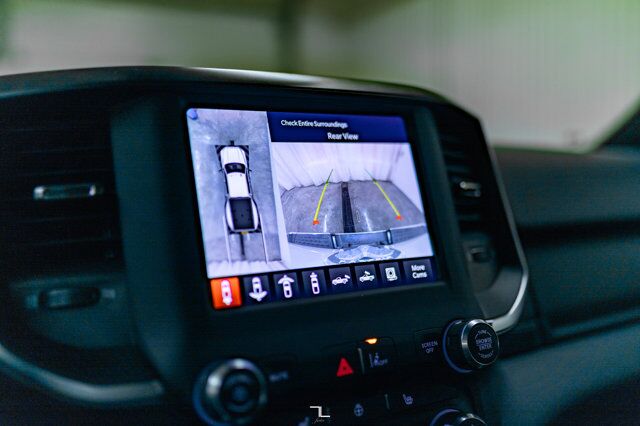 2024 Ram 3500 4x4 Crew Cab Big Horn Dually HEMI BCam Red Deer AB