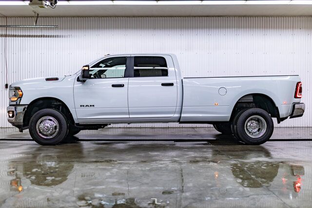 2024 Ram 3500 4x4 Crew Cab Big Horn Dually HEMI BCam Red Deer AB