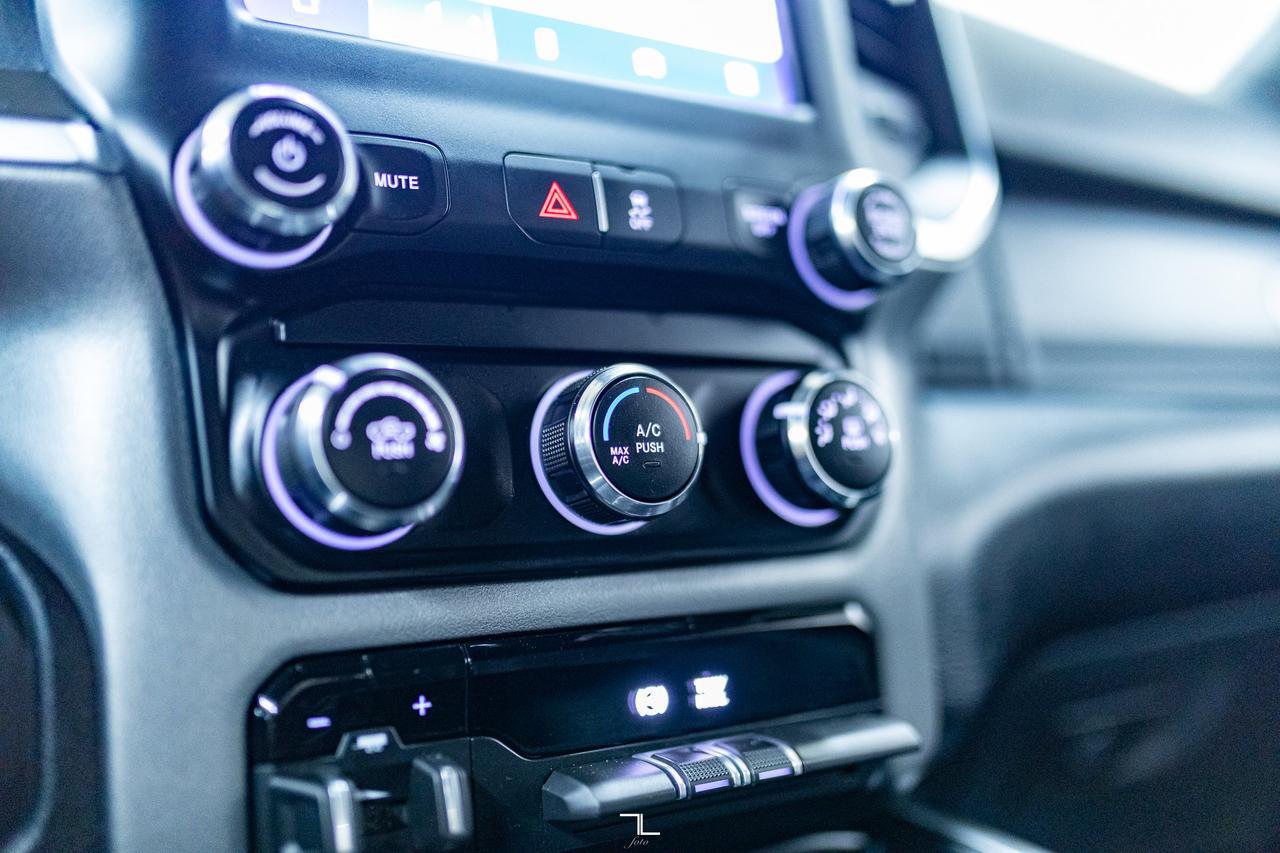 2024 Ram 3500 4x4 Crew Cab Big Horn Longbox Diesel AISIN BCam Red Deer AB