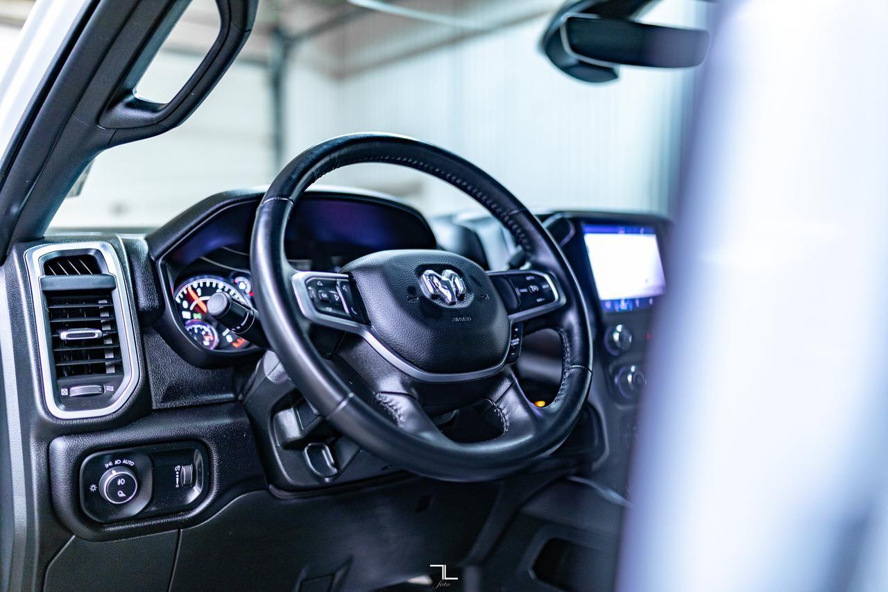 2024 Ram 3500 4x4 Crew Cab Big Horn Longbox Diesel AISIN BCam Red Deer AB