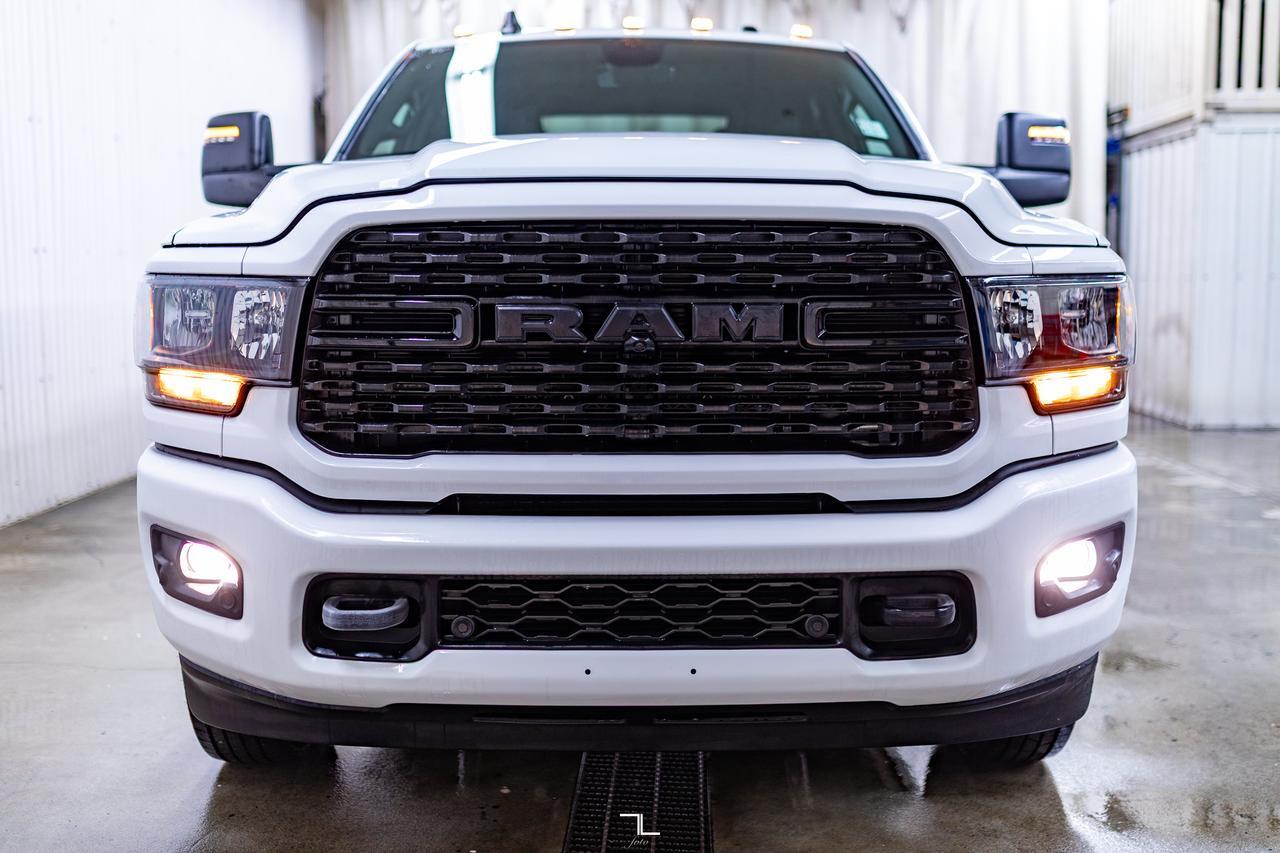 2024 Ram 3500 4x4 Crew Cab Big Horn Nigh Edition Dually Diesel Nav Red Deer AB