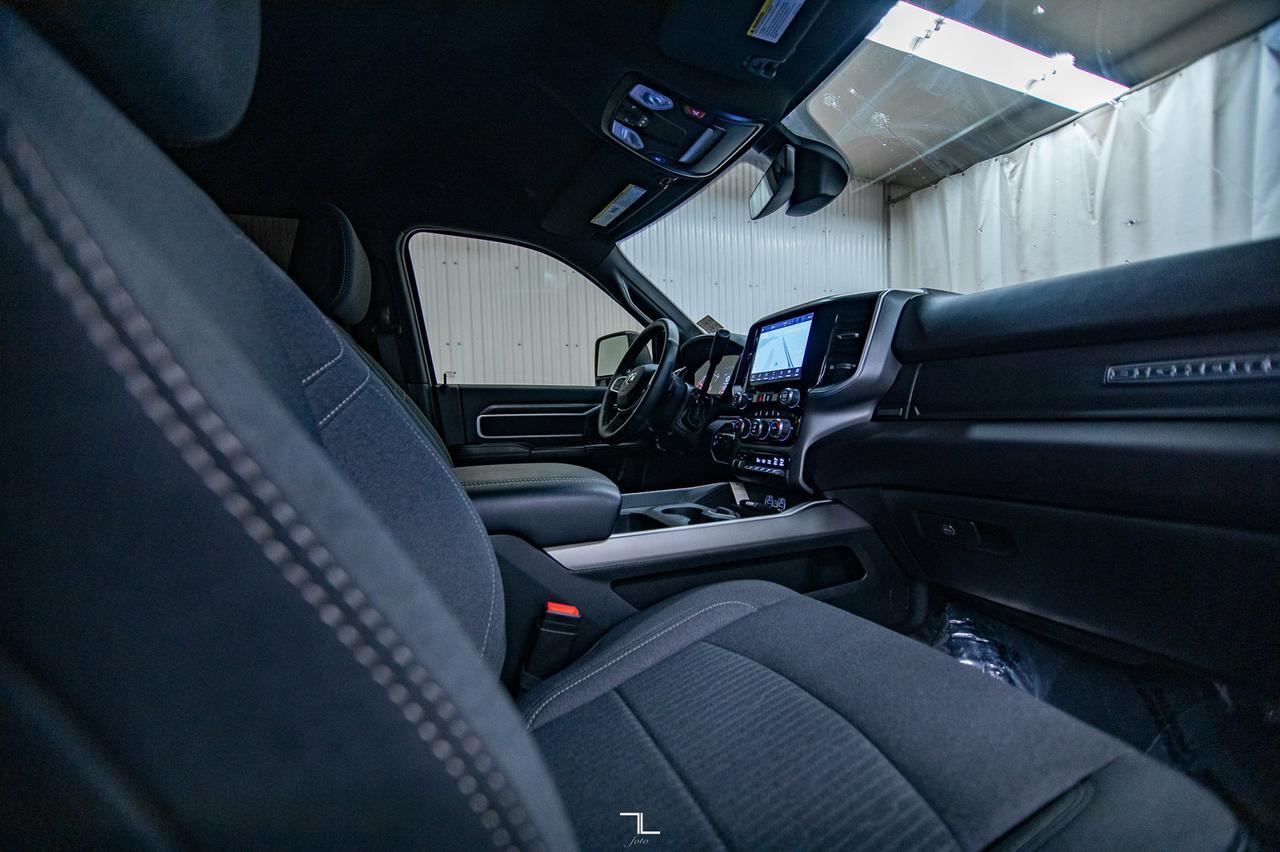 2024 Ram 3500 4x4 Crew Cab Big Horn Sport Diesel AISIN Nav Red Deer AB