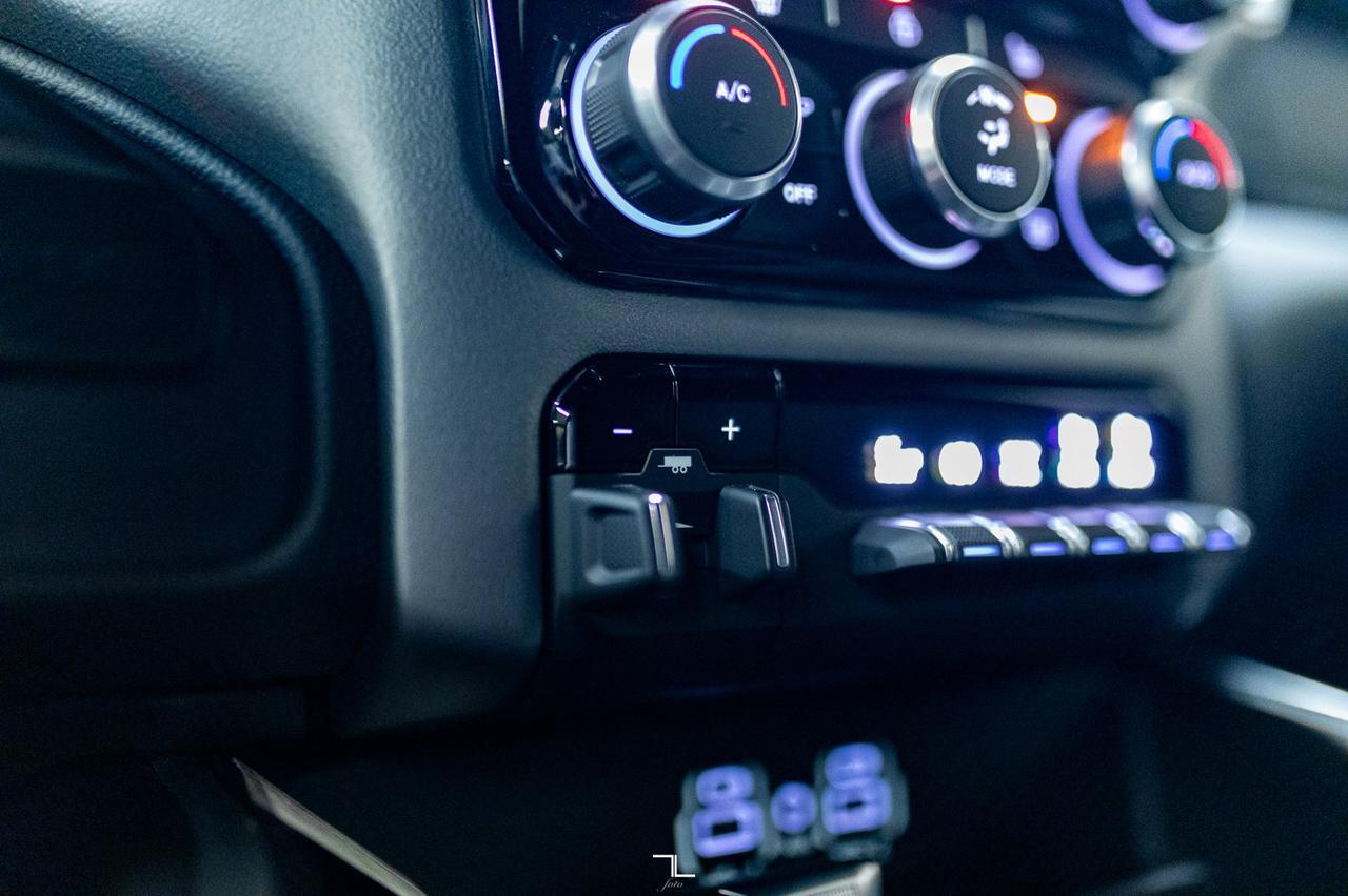 2024 Ram 3500 4x4 Crew Cab Big Horn Sport Diesel AISIN Nav Red Deer AB